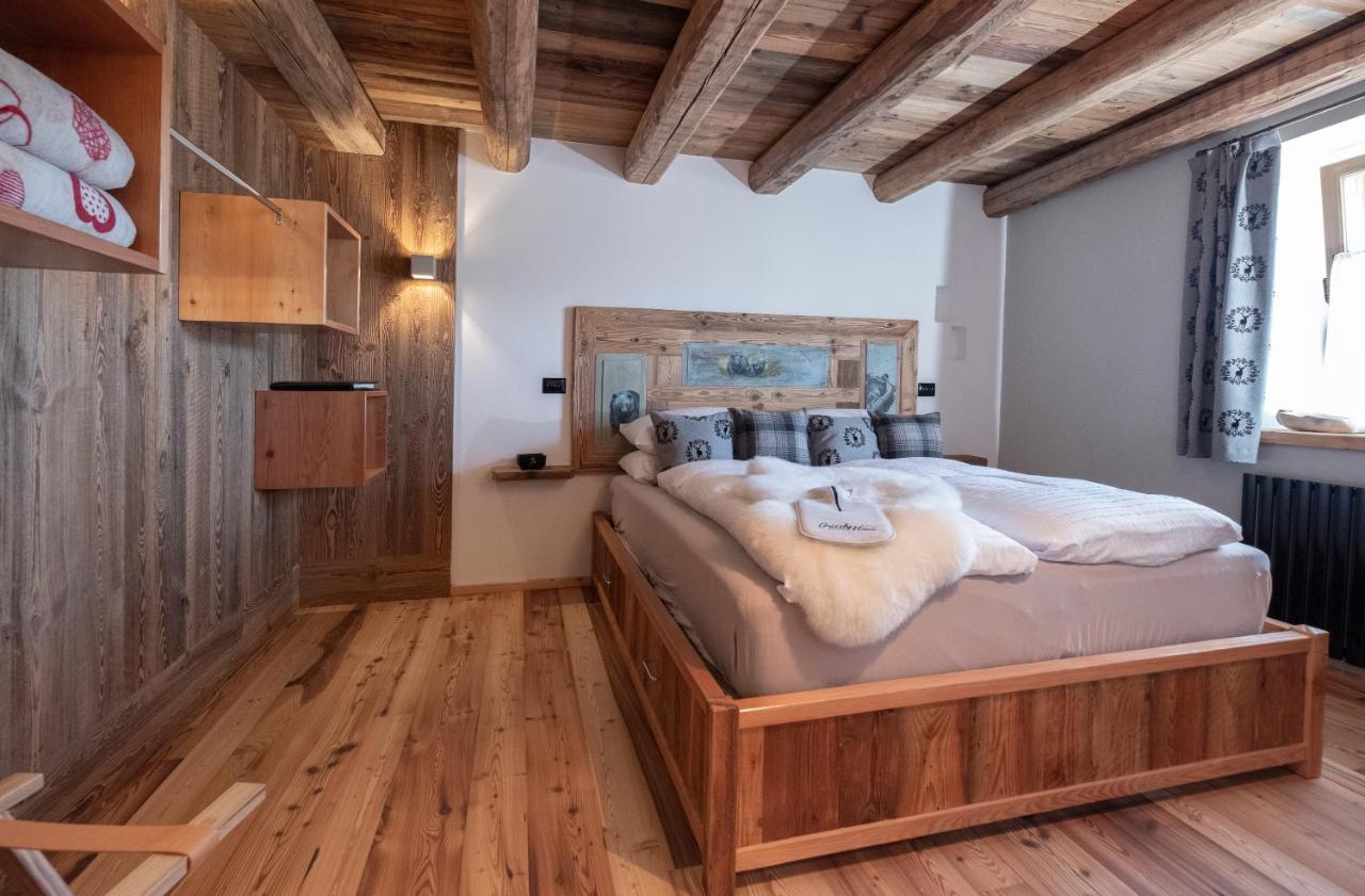 Grizzly Haus & Frosch Restaurant - Teritoria Bed & Breakfast Varena Ngoại thất bức ảnh
