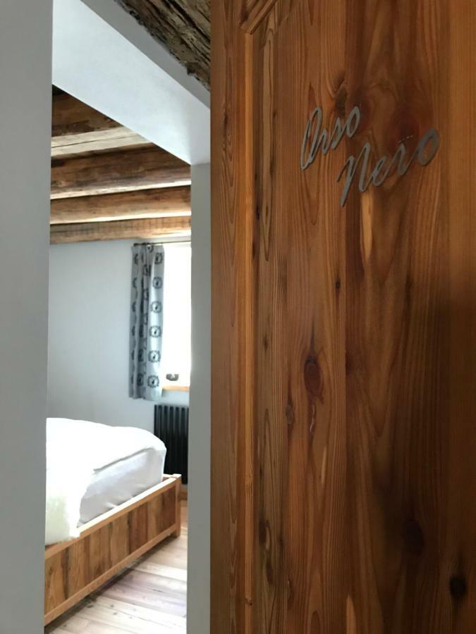 Grizzly Haus & Frosch Restaurant - Teritoria Bed & Breakfast Varena Ngoại thất bức ảnh