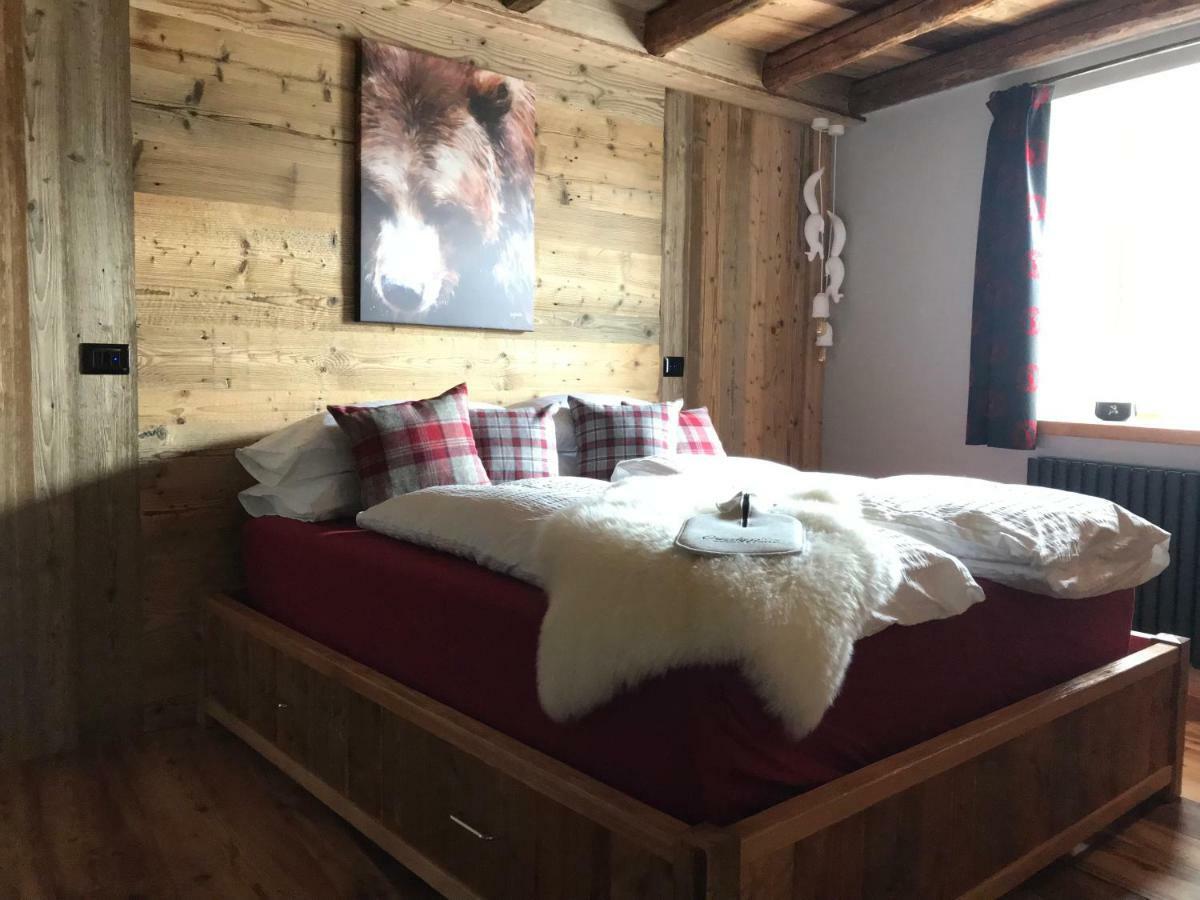 Grizzly Haus & Frosch Restaurant - Teritoria Bed & Breakfast Varena Ngoại thất bức ảnh