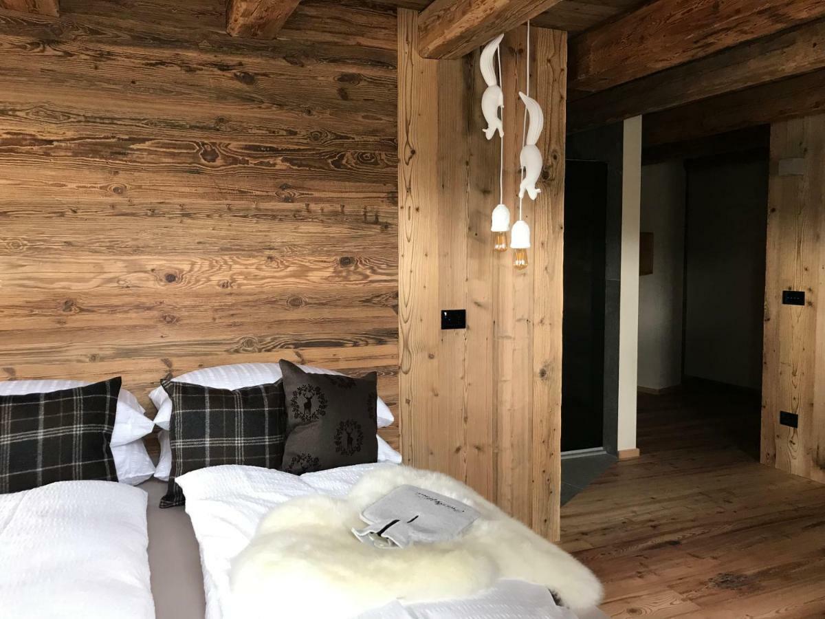 Grizzly Haus & Frosch Restaurant - Teritoria Bed & Breakfast Varena Ngoại thất bức ảnh