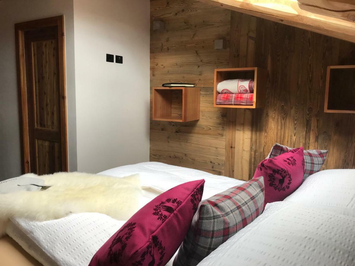 Grizzly Haus & Frosch Restaurant - Teritoria Bed & Breakfast Varena Ngoại thất bức ảnh